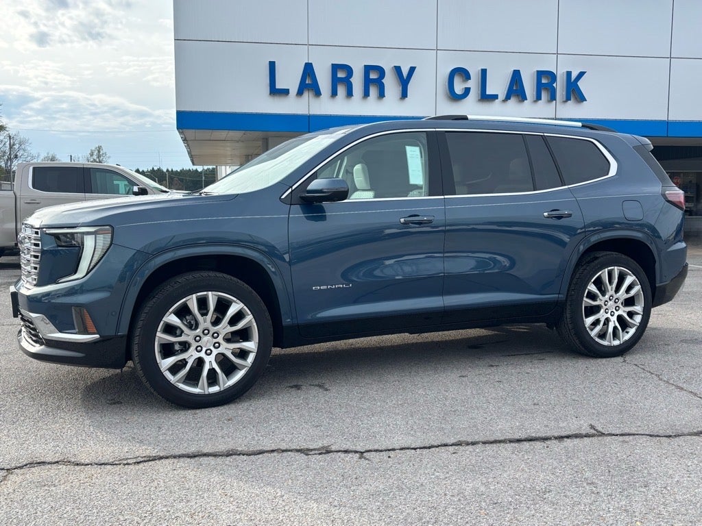 2024 GMC Acadia Denali