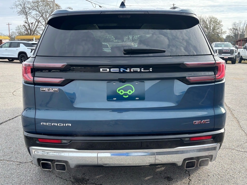 2024 GMC Acadia Denali
