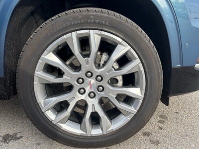 2024 GMC Acadia Denali