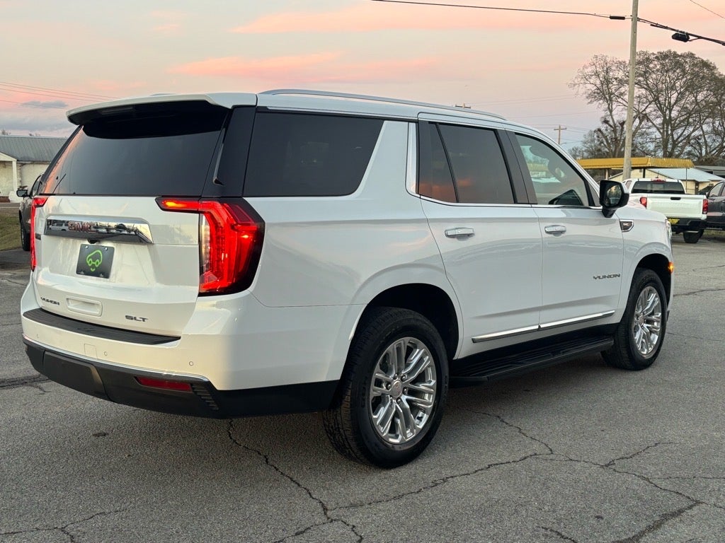2023 GMC Yukon SLT