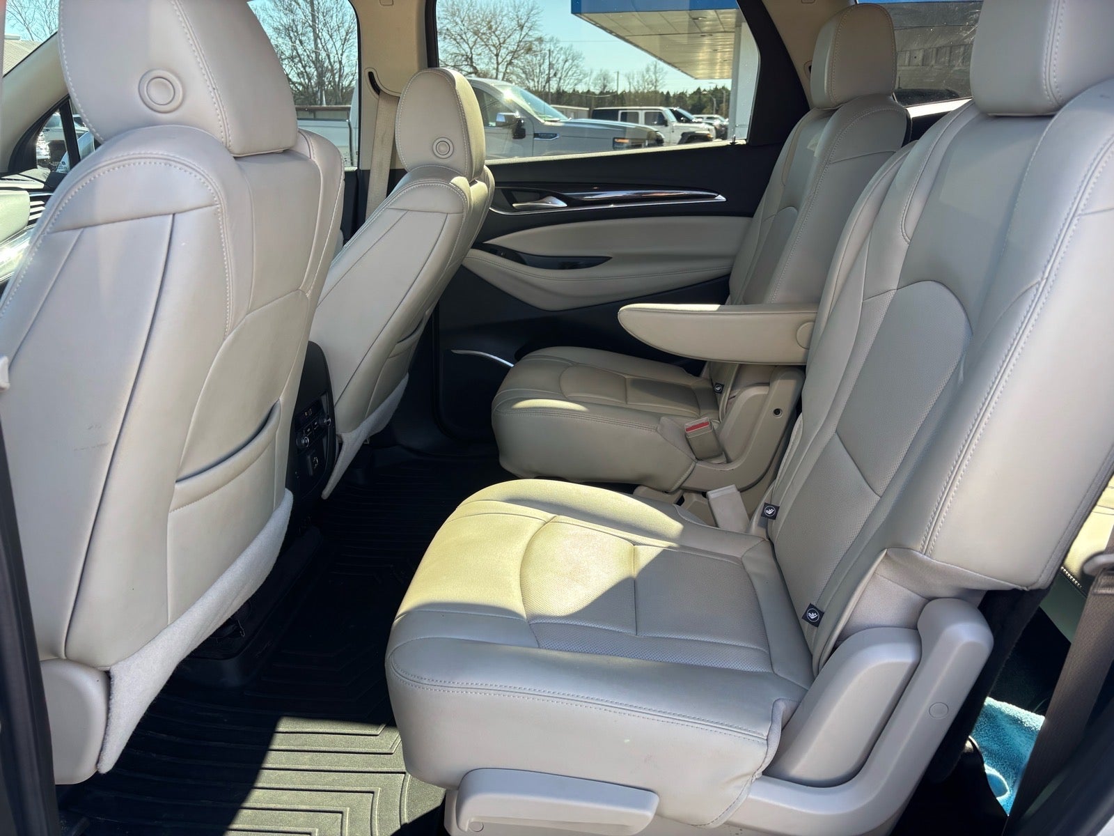 2021 Buick Enclave Essence